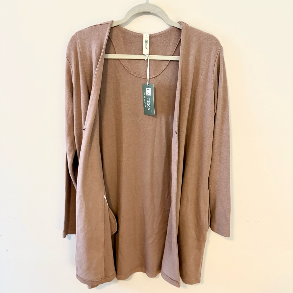La Cera Cardigan
